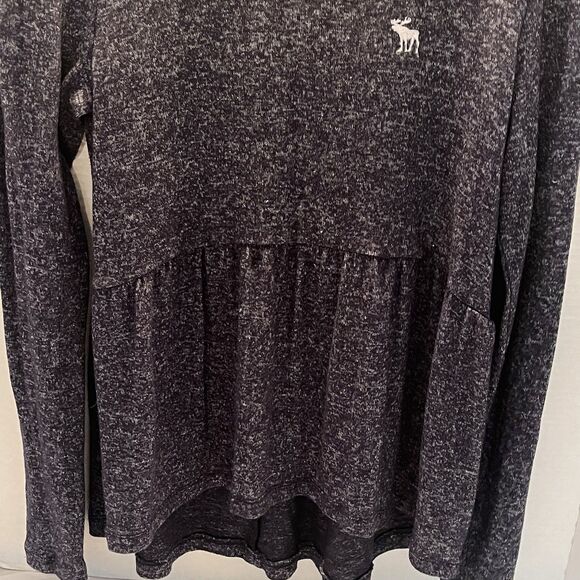 Abercrombie Kids Gray Long Sleeve Shirt Size 15/16 Girls - Picture 3 of 7